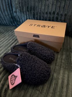Straye Slippers / Ventura mule furry carbon