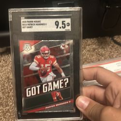Patrick Mahomes football cards