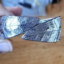 Chunky Leaf Open Bangle Hinged Bracelet