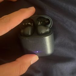Wireless Earbuds 