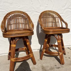 Vintage Bamboo and Rattan Swivel Stool/chair