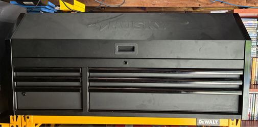 52” Husky top tool box
