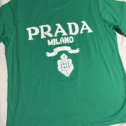 Prada T-shirt  Women , M - Man , S
