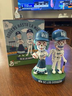Dia de Los Dodgers Bobblehead