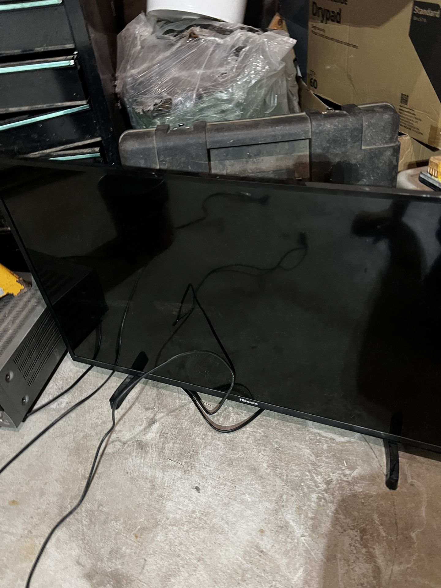 Hisense 32” Tv