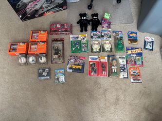 Vintage Collectibles & Sports Memorabilia Lot – NASCAR, Wheaties, LOTR, Die-Cast Cars & More