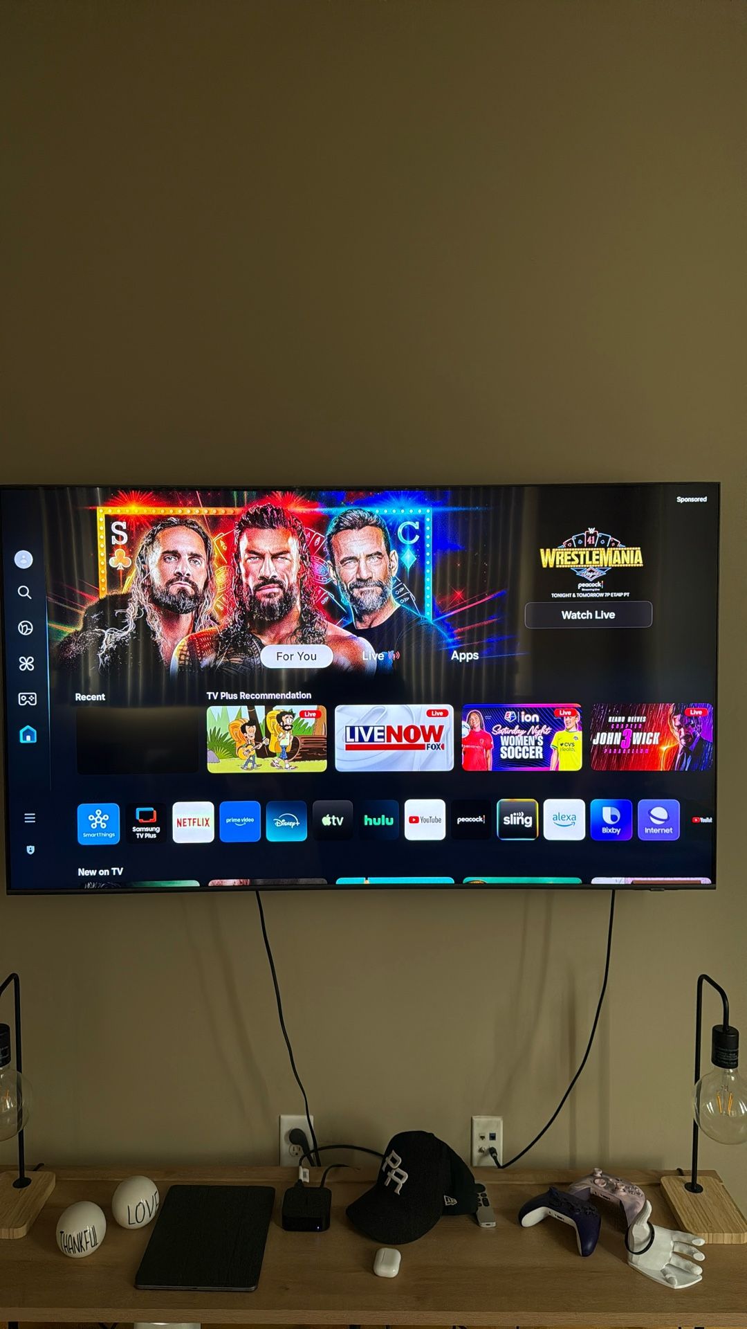 2024 Qled 65in Samsung TV