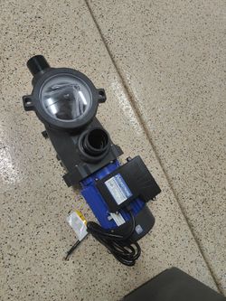 New pool pump with filter asking $140 OBO