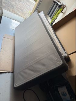 2 bed boxes