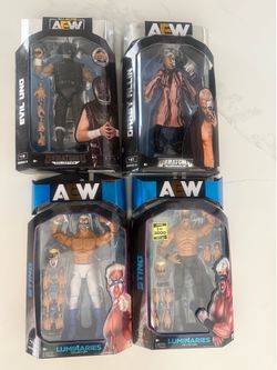 AEW Unmatched Luminares Wrestling Action figures