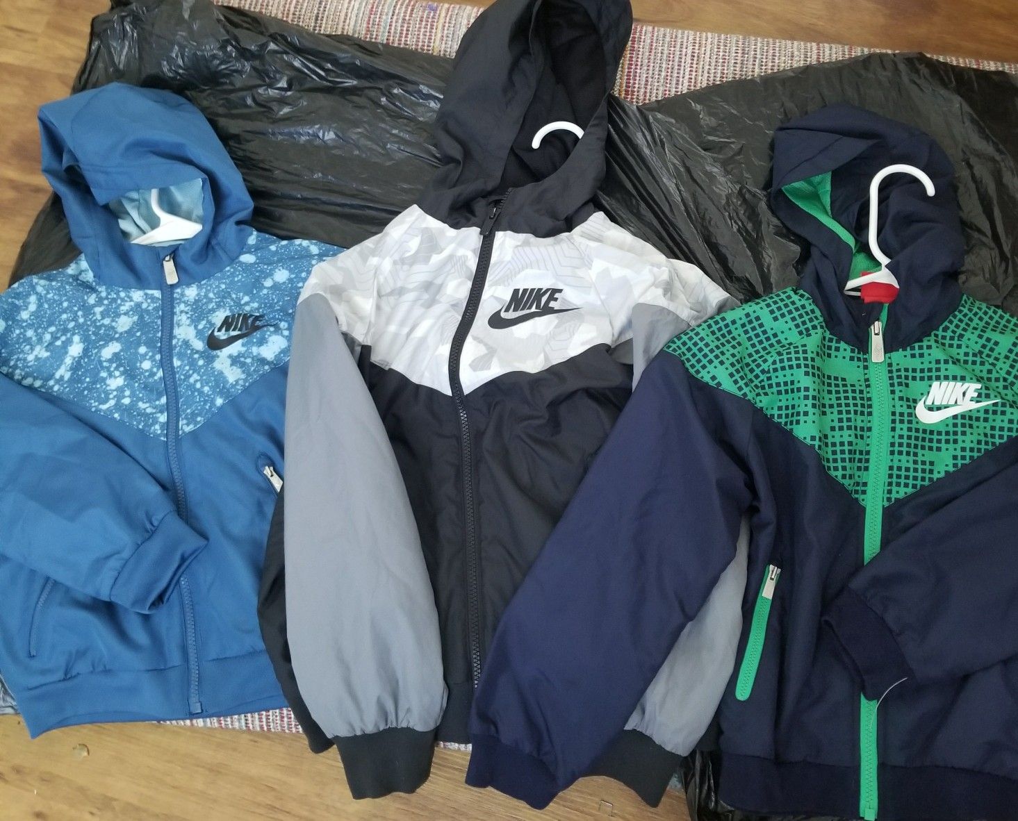 Nike boys sizes 4-7 and 4-8 blue $12 blk 14, 12 green blue