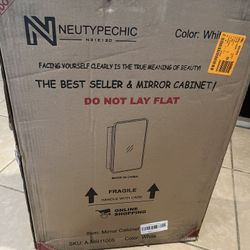 MIRROR CABINET!