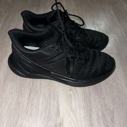 Lululemon Womens Black Sneakers Sz 9.5