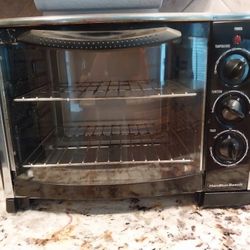 Hamilton Beach Counter top Oven With Covection, Bake, Broil, Toast Capabilities