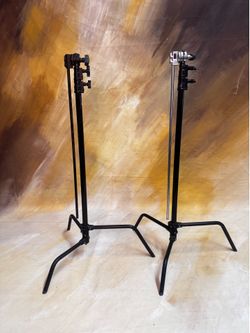 Avenger C-Stand w/arm.( made in Italy)