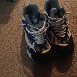 Blue N Yellow Bottegas