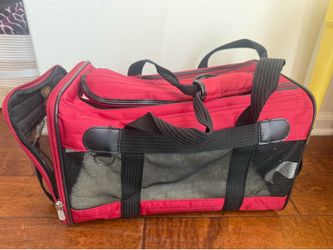 Pet carrier