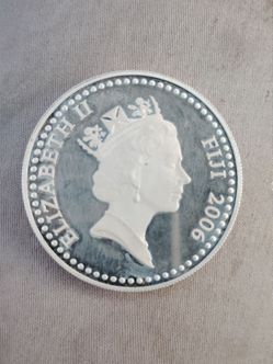 Silver coin Fiji Year of the dog