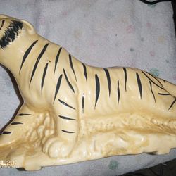 Vintage ceramic yellow tiger planter