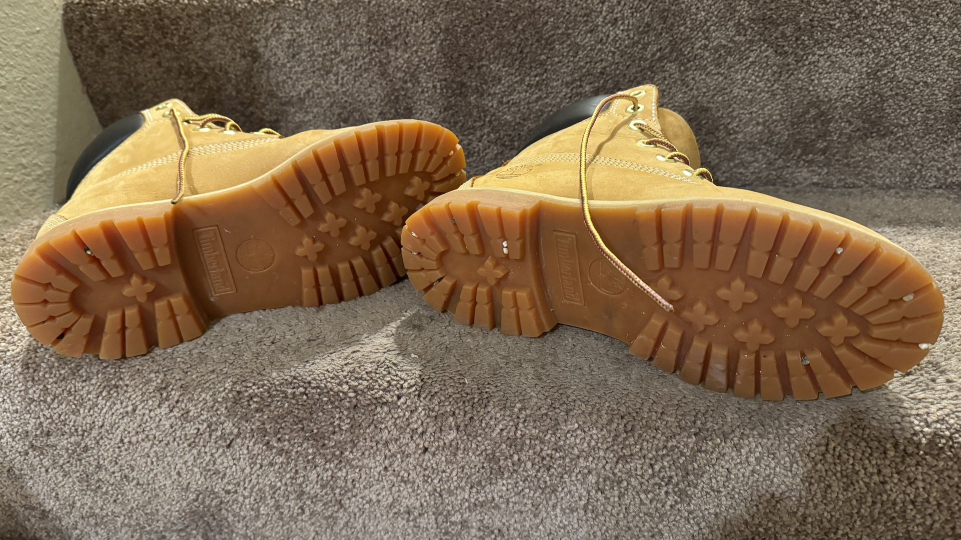 Timberlands Size 6. Only worn once Pharrel Timberland 6 in Ankle Boots 7 (40) | Mercari main image 3