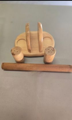 Wooden Salt & Pepper Shakers & Rolling Pin
