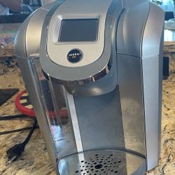 Used Keurig 2.0 Single Serve Coffee Maker