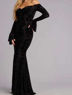 Velvet Off-The-Shoulder Mermaid Dress - WINDSOR