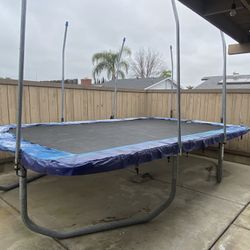 9 x 15 hot sale trampoline