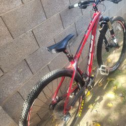 Fuji Slm Carbon Fiber 29er Mountain Bike In Immaculate Condition