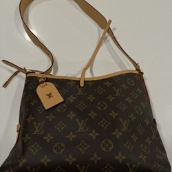 Louis Vuitton Carryall Bag 