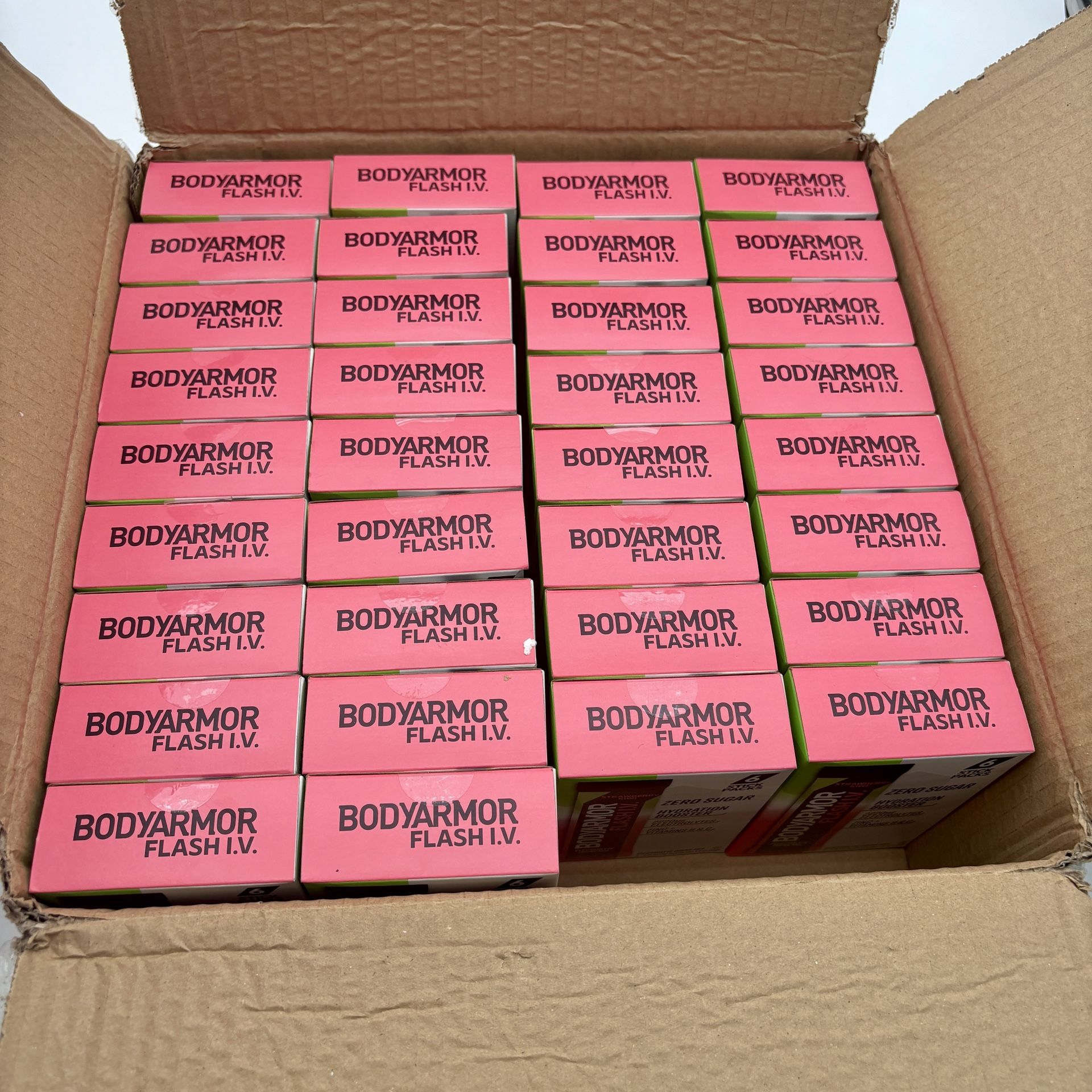 BODYARMOR FLASH IV. 34 Box’s/204 Sticks of Powder. Zero Sugar. Strawberry Kiwi.