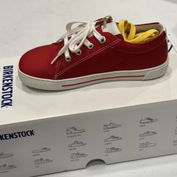 NEW BIRKENSTOCK KIDS SHOES SIZE 13.5US/31UK