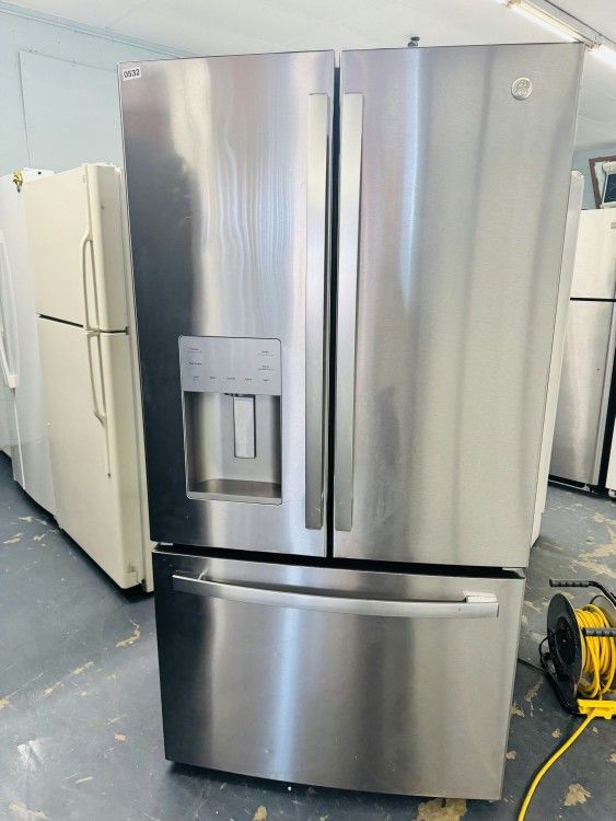 GE Other Units Available Refrigerator Fridge Icemaker inside