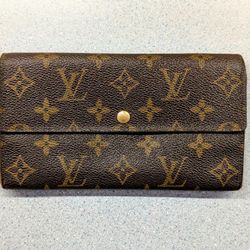Louis Vuitton Sarah 76 Monogram Wallet 
