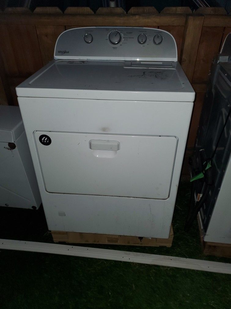 Washer And Dryer With Pedestal