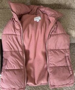 Women’s Old Navy Puffer Vest