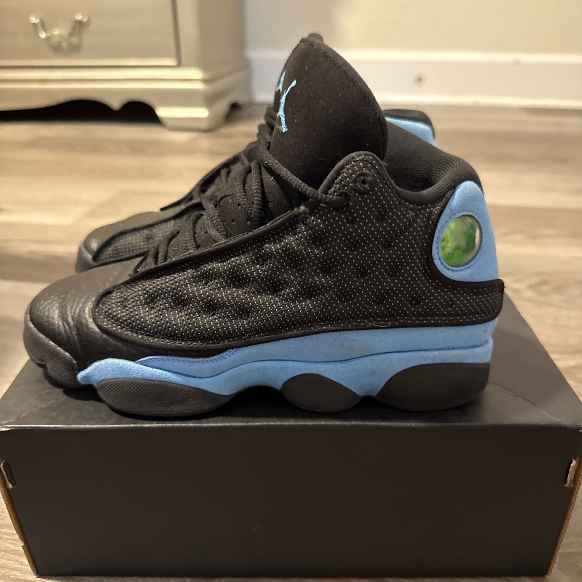 Jordan 13 ‘Black University Blue’