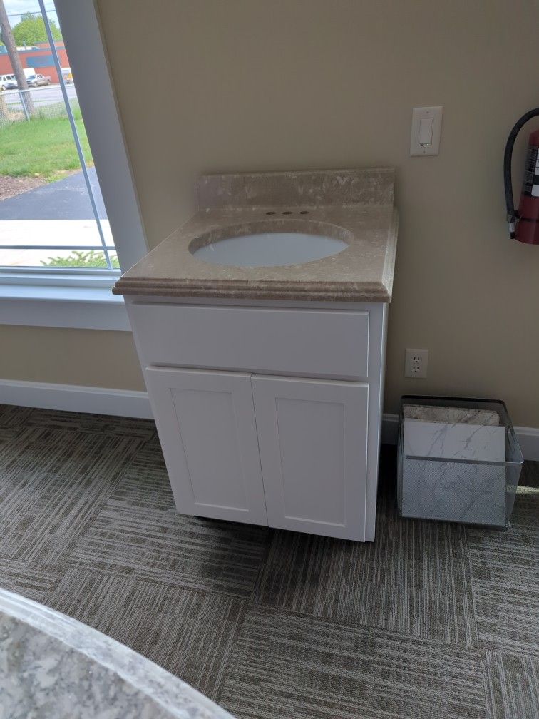 Vanity/Cultured Marble Top