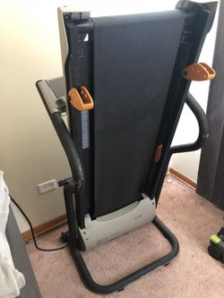 Weslo G 30 Treadmill for Sale in Bellwood IL OfferUp