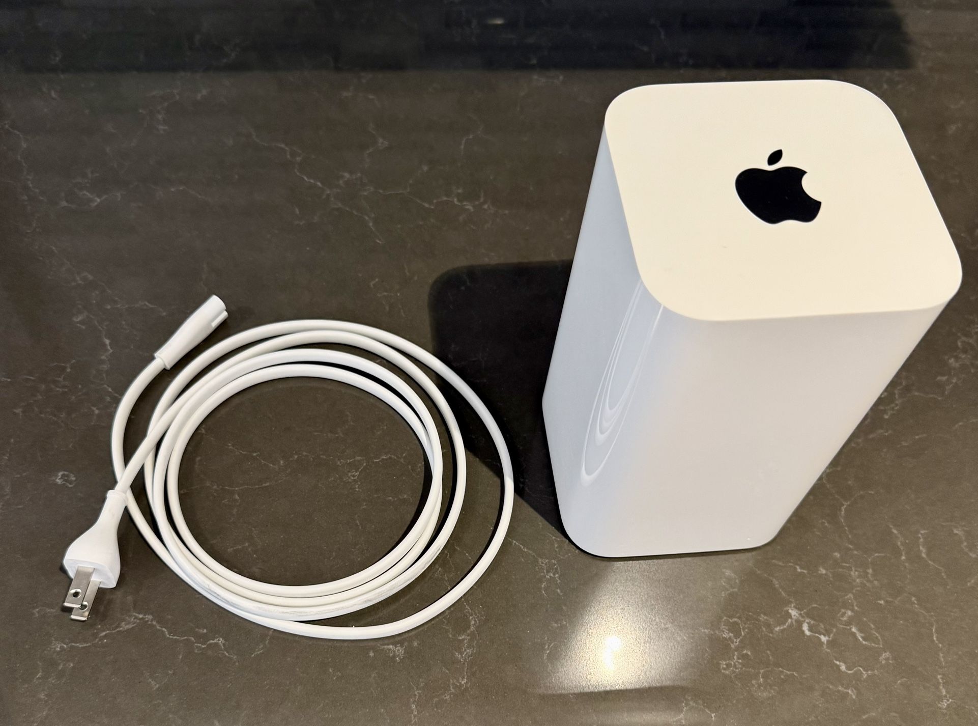 Apple Airport Extreme Wireless Router Wi-Fi 802.11ac A1521 with Power Cable