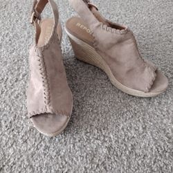 Report Slingback Wedges Size 10
