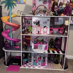 LOL Doll House With LOL Dolls