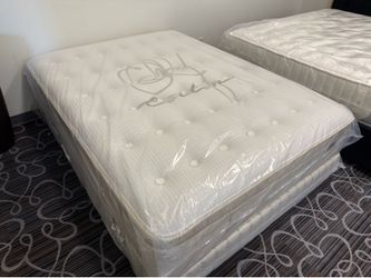 BRAND NEW MATTRESS King koil Natural Violet collection medium euro top- Queen
