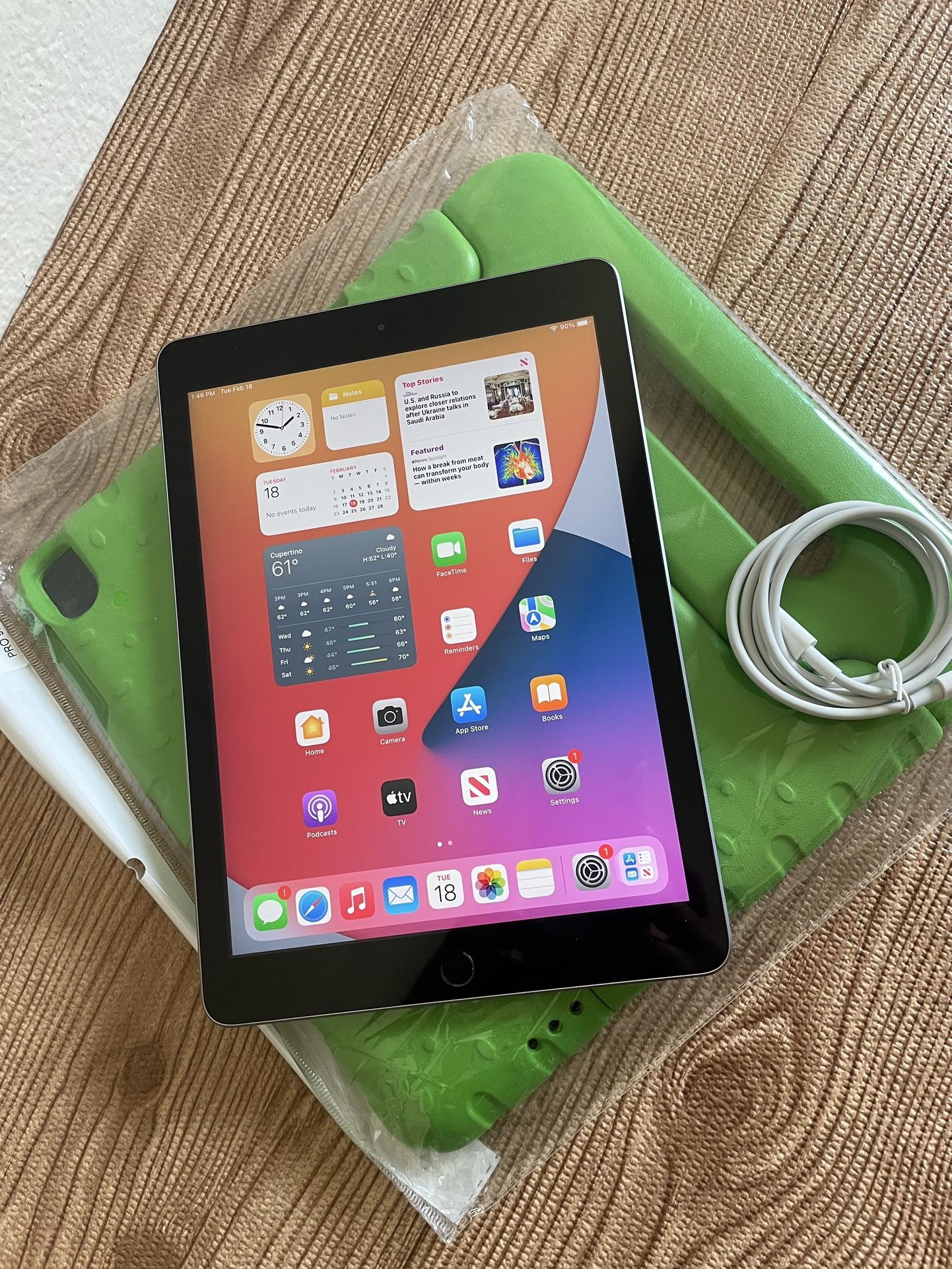 Apple iPad Air 2 32GB with Kids Case And Cable