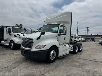 2018 INTERNATIONAL LT 625 LT 625