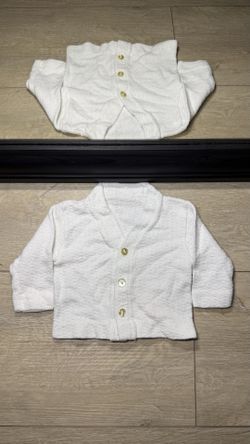 New Vintage 1960s Kids / Toddlers Button Up White Ribbed Cardigan Sweater