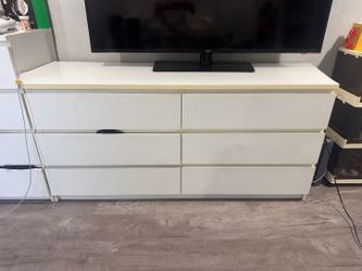 IKEA MALM 6-Drawer Dresser – White – Moving Sale