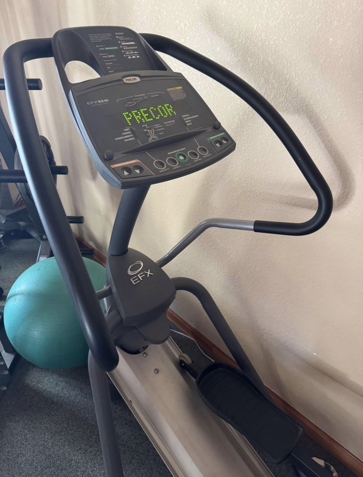 PRECOR EFXi Elliptical