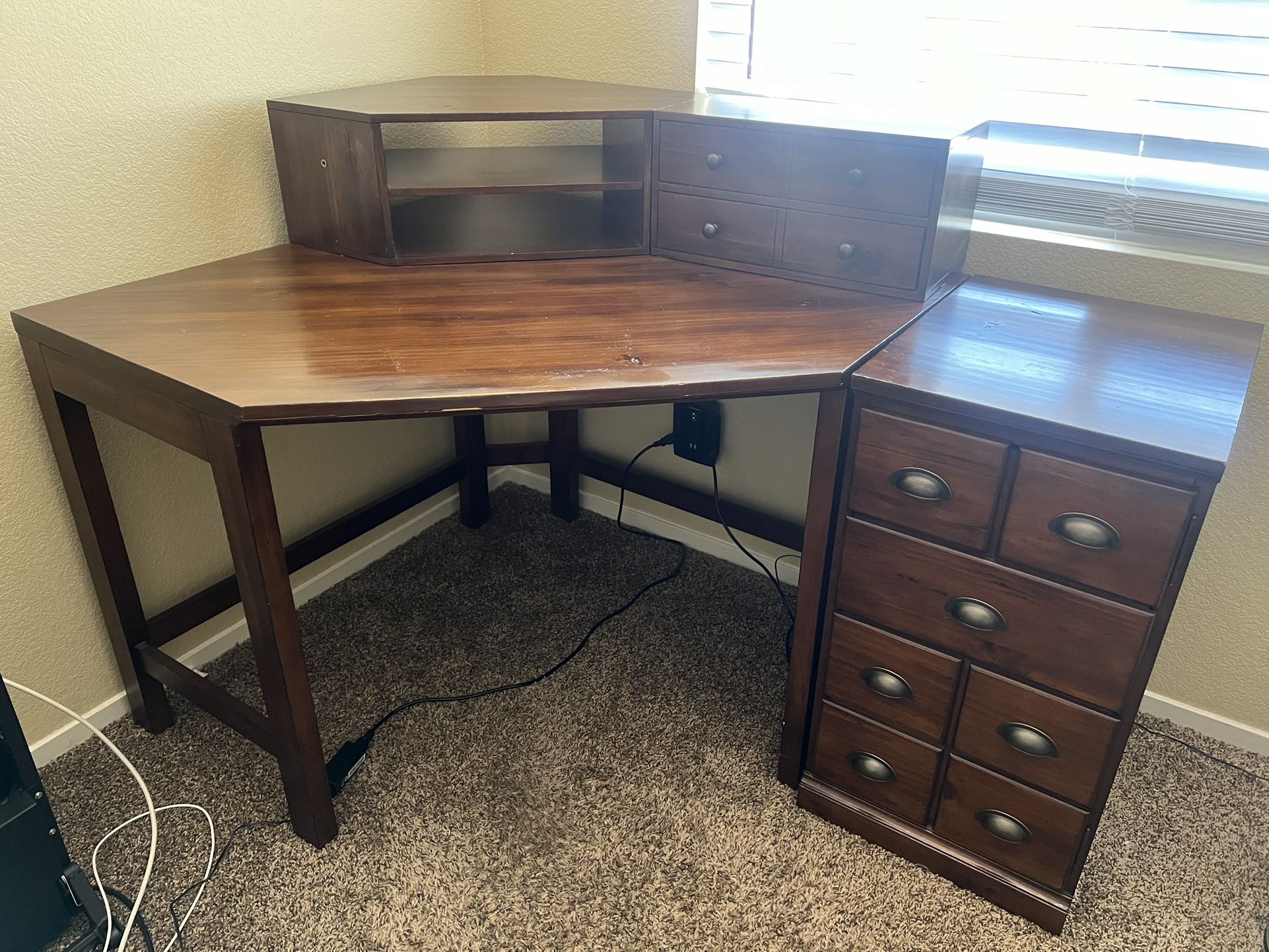 Wooden Pottery Barn Corner Desk for Sale in Las Vegas, NV - OfferUp