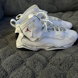 Boys Size 2 Nike Air Jordan’s 
